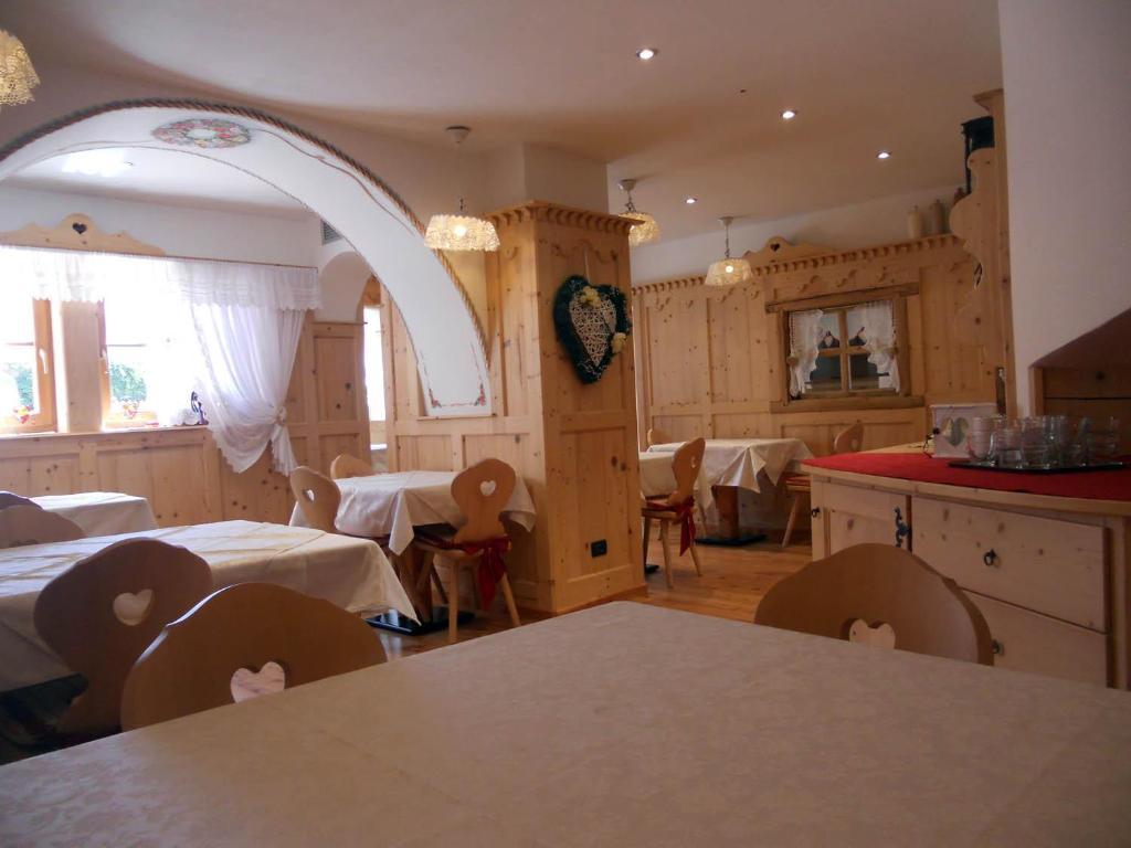 Hotel Garni Salvanel Кавалезе Екстер'єр фото